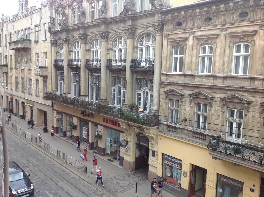 Apartments On Doroshenka 19 Lviv Exteriör bild