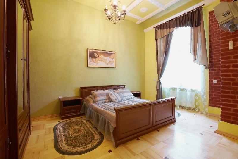 Apartments On Doroshenka 19 Lviv Exteriör bild